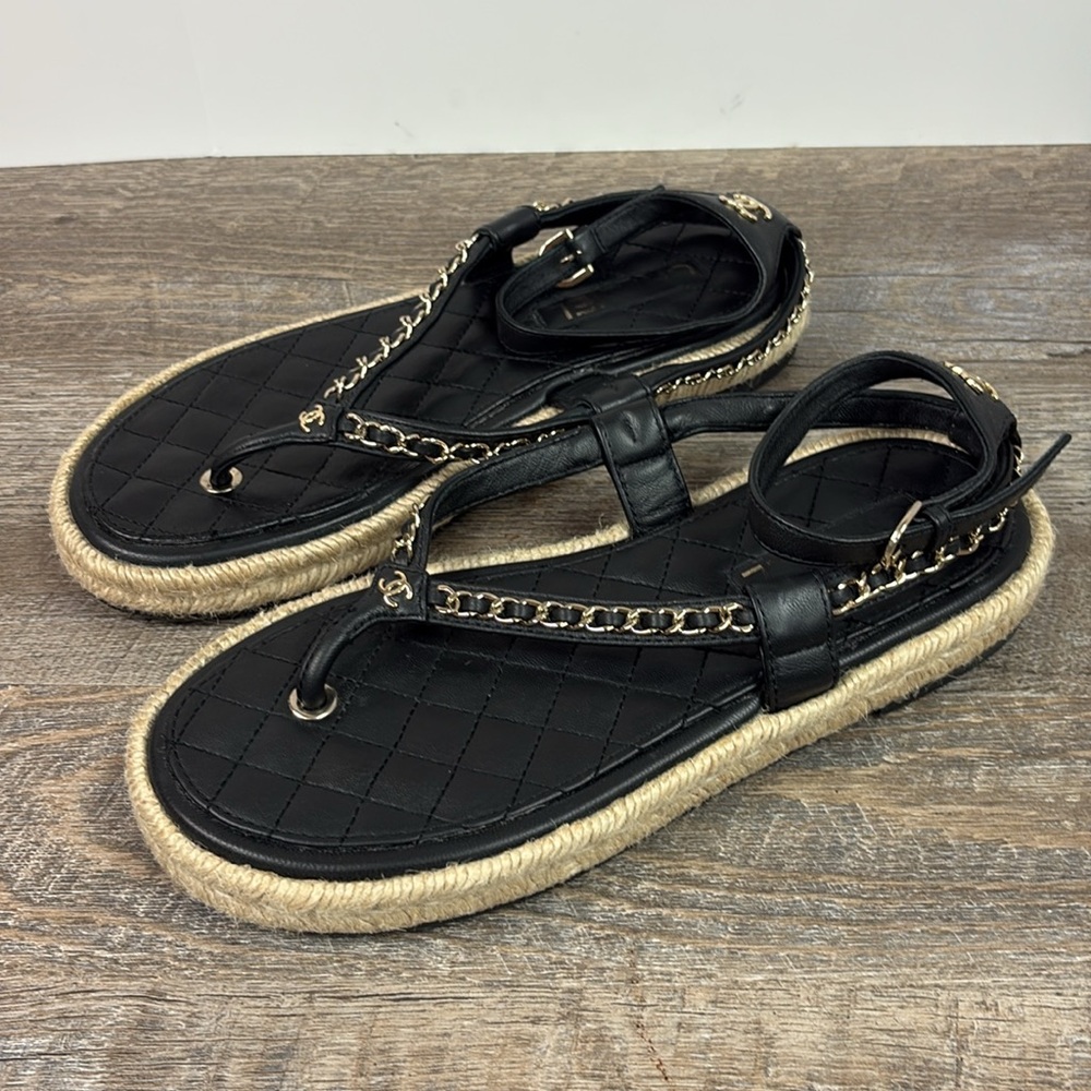 CHANEL Black Quilted Leather Chain Espadrille Sandals CC Logo Size 40 / US 9.5